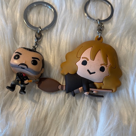 Funko Harry Potter  Keychain Set - Red, Brown, Black - Picture 2 of 9